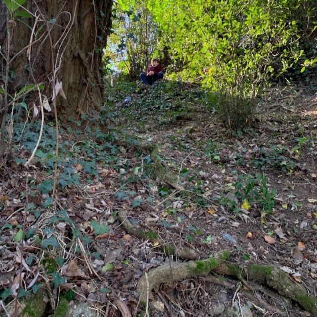 Sit spot en 6ème

Où est Charlie ? Trouvez-les, ils sont cachés !

Le "sit spot" est un moment pour soi, dans un petit coin de nature, dans le but de se ressourcer, de se détendre et de se vider la tête !

#sitspot #collegesainthelier #nature #concentration